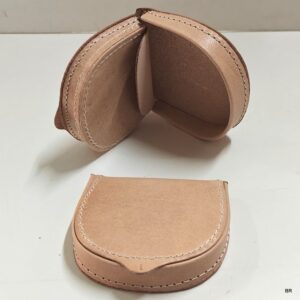 Porta Moeda em Celeiro Pata de Cavalo 7,5x9cms nº 1 ref. 3101