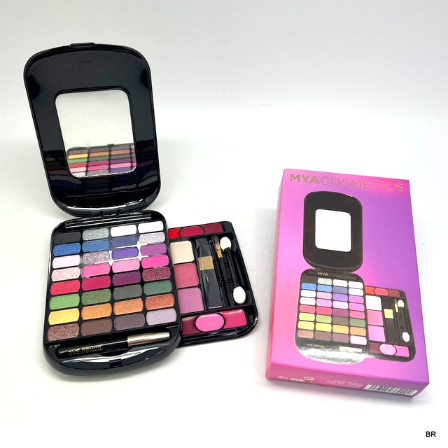 Caixa de Maquilhagem Mya Kit 37pcs ref.401037