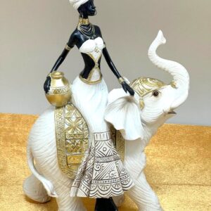 Elefante em Resina 21x111x32cms ref.FD220421B