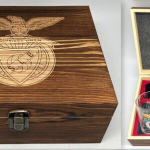 Estojo 2 Copos Whisky+Cubos Gelo SL Benfica ref. PRN50SLB